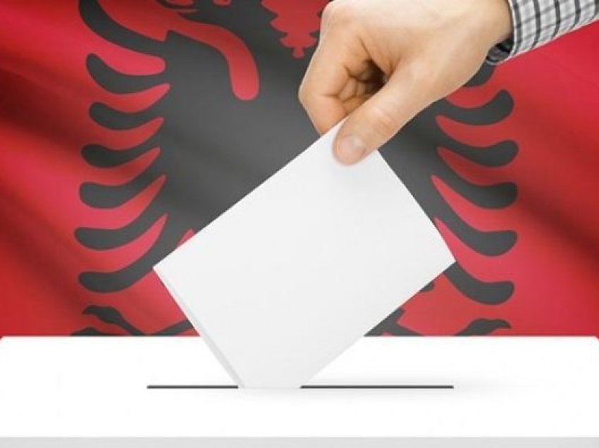 Rrogozhinë, në pritje të numërimit të votave/ Pjesëmarrja më e lartë se në 14 maj