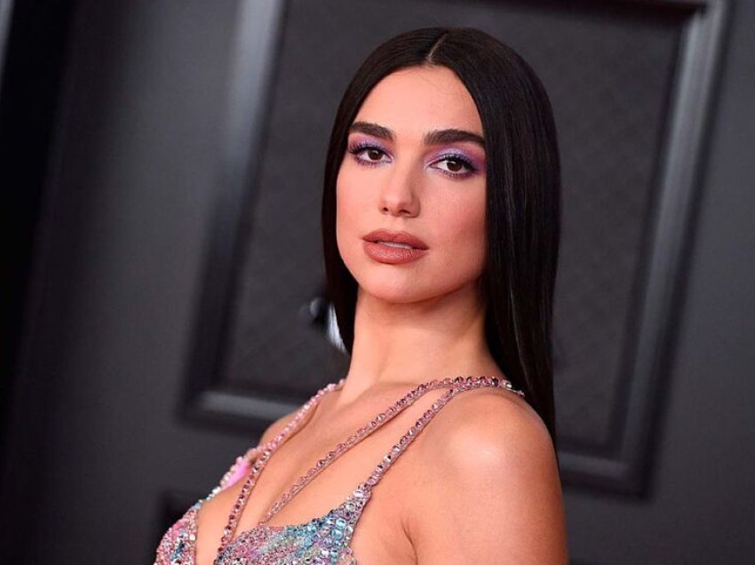 Dua Lipa i tregon botës për Paradën e Krenarisë në Prishtinë dhe krijimin e hapësirave të sigurta për komunitetin LGBT+