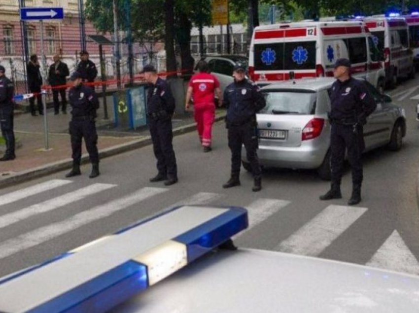 Nëna dhe motra e vrasësit në shkollën në Beograd kapen nga policia në kufi për Maqedoni