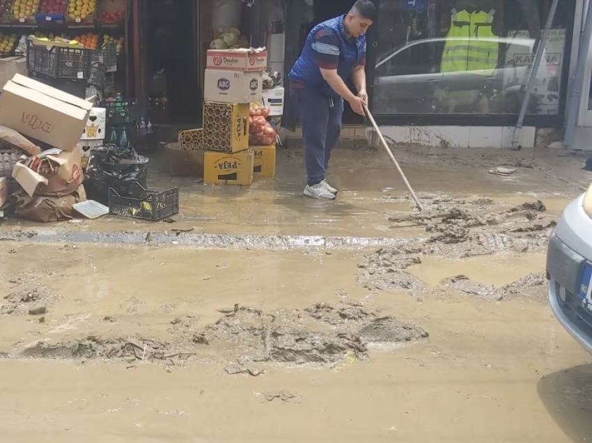 Nis evidentimi i dëmeve të shkaktuara nga vërshimet në Pejë