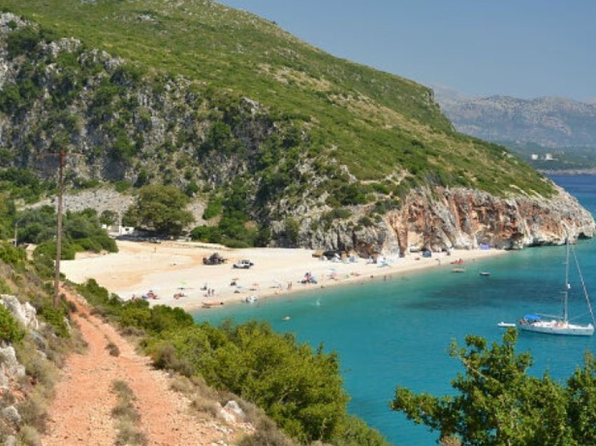 Destinacionet më të mira për të udhëtuar vetëm, mes tyre edhe Shqipëria