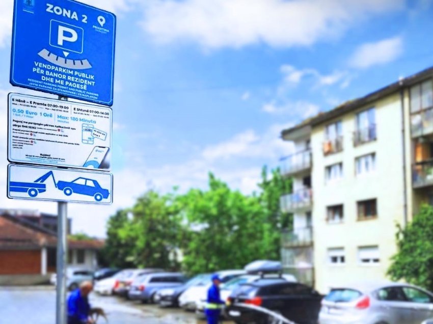 Për nder të Bajramit, parkingjet komerciale të Komunës së Prishtinës gratis