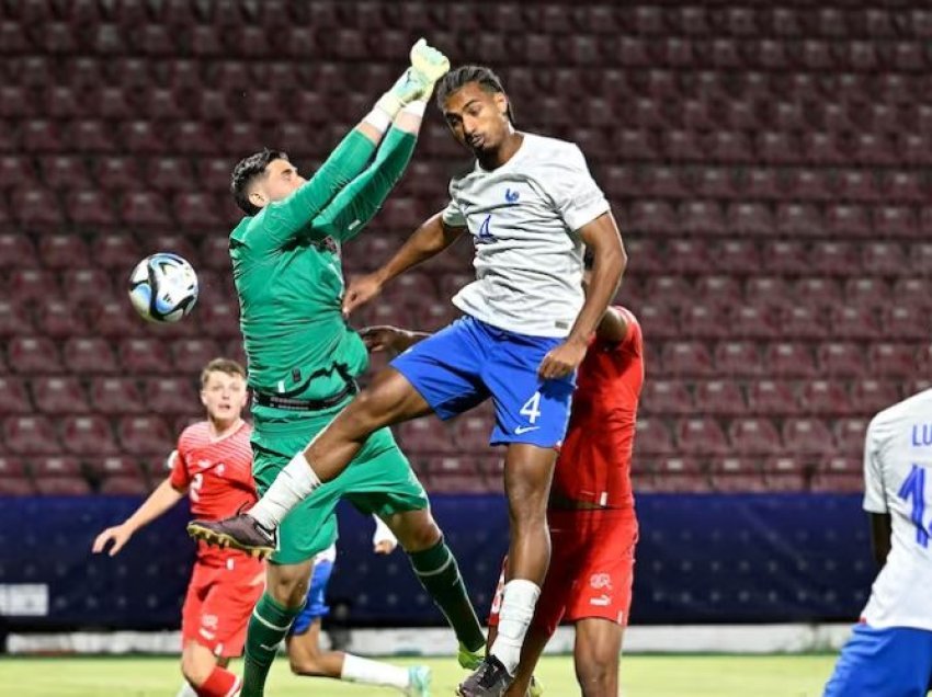 Shqiptarët me Zvicrën pësuan nga Franca U21 por kualifikohen në çerekfinale