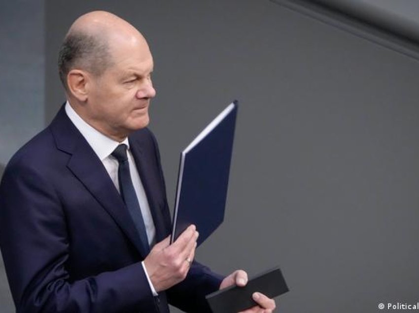 “Nuk do të ketë paqe pa pyetur ukrainasit”, Scholz mesazh Pekinit: Kina të angazhohet më shumë për të ulur tensionet e luftës