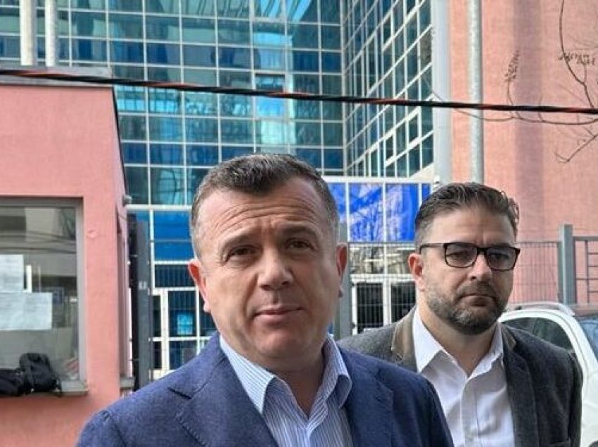 Berisha e akuzoi për vrasjen e Ravik Gurrës, Balla e paditi në GJKKO: Duhet të mësohet të shkojë në gjykatë