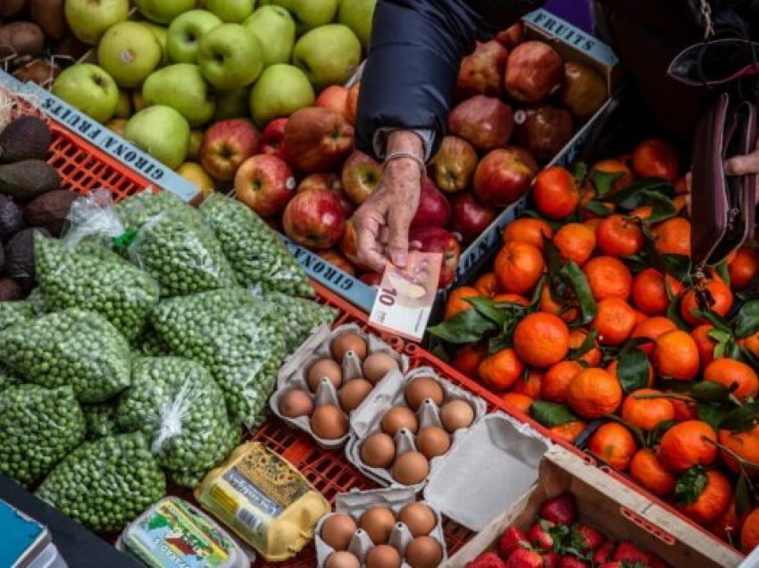 Çmimet e naftës bien, por jo edhe të produkteve tjera