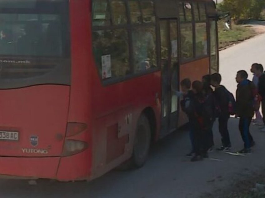 Transporti i nxënësve, MPB ka dërguar tre automjete në kontroll të jashtëzakonshëm teknik