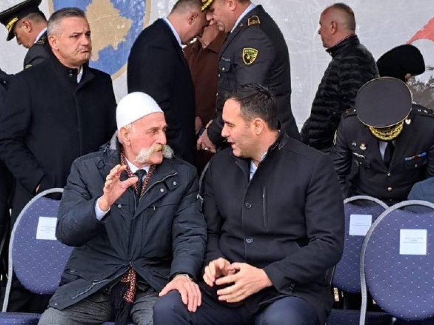 Konjufca mori pjesë në Ceremoninë e Rreshtimit të Njësive Ushtarake të FSK-së