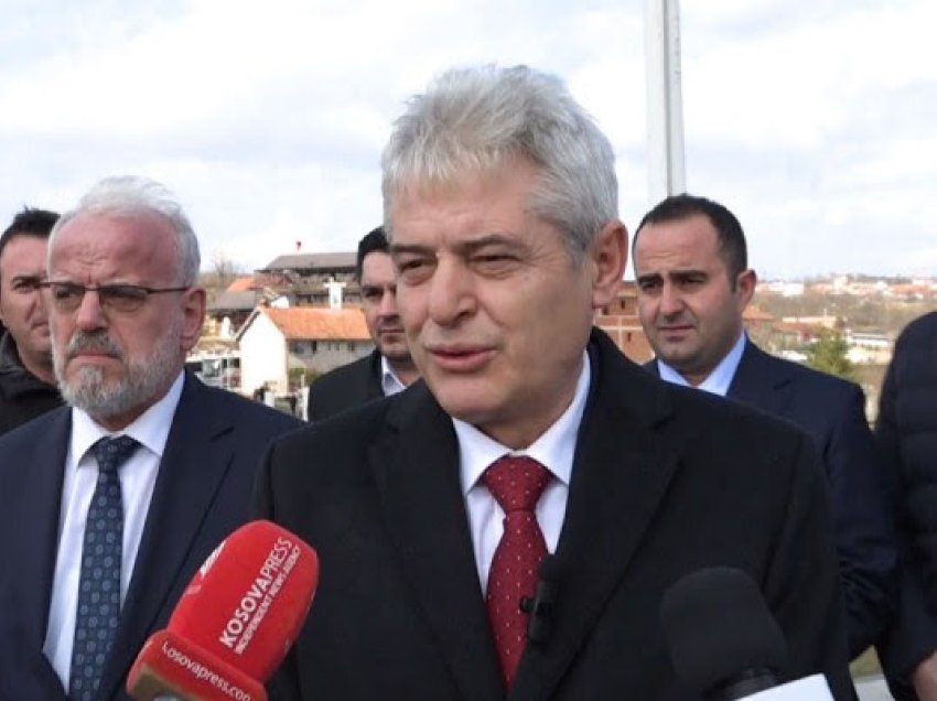 ​Ahmeti në Prekaz: Gjaku i Jasharajve, dritë për Kosovën