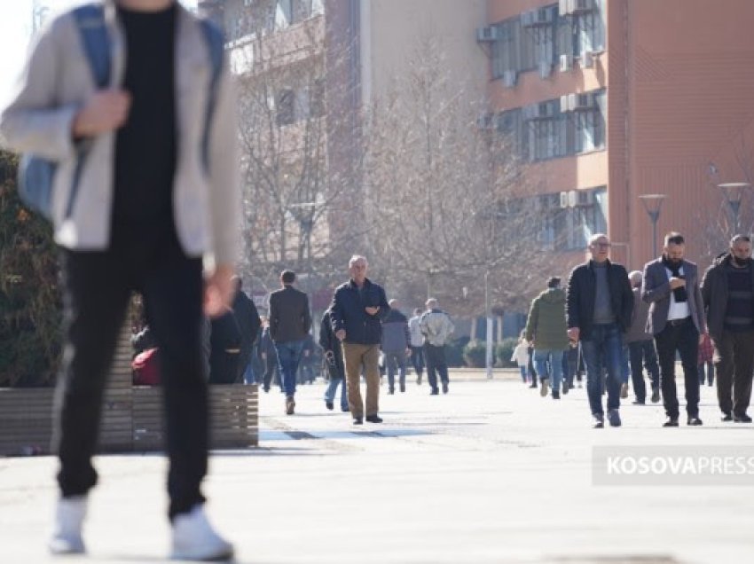 ​Qytetarët kundër shtrenjtimit të rrymës: E papërballueshme, jemi lodhur