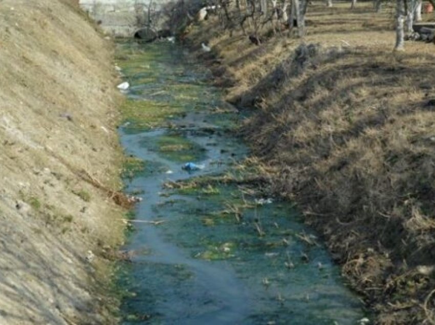 Ishte shpallur i zhdukur pak muaj më parë, gjendet në një kanal trupi i një 60 -vjeçari në Divjakë