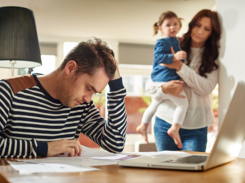 Çfarë është teoria e stresit familjar?