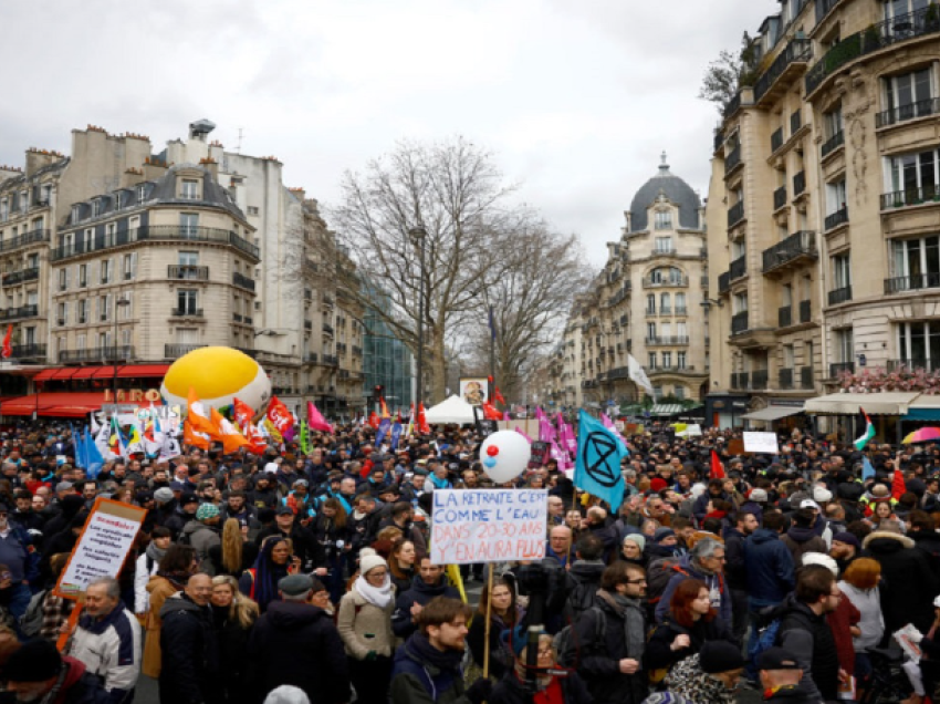 Kundër rritjes së moshës së pensioneve, francezët vijojnë protestat prej një jave