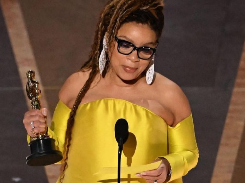 Ruth E. Carter bëhet gruaja e parë me ngjyrë që fiton dy çmime Oscar