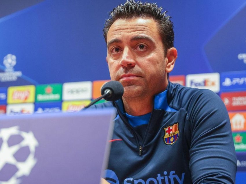 Xavi i zhgënjyer nga tifozët