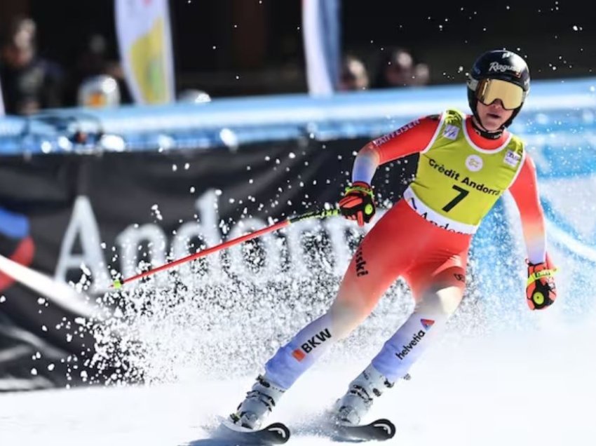 Gruaja e Valon Behramit në podium 