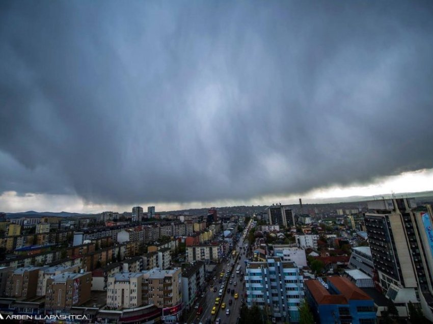 Bien temperaturat, parashihet shi, borë dhe era të fuqishme në këtë rajon