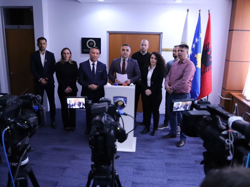 Lekaj: Gjatë 2 viteve qeverisje Kurti, asnjë progres në interes të qytetarëve