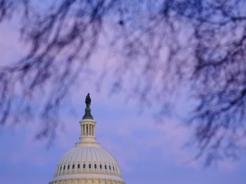 Republikanët shprehin mbështetje për zotin Trump pas ngritjes së akuzave penale