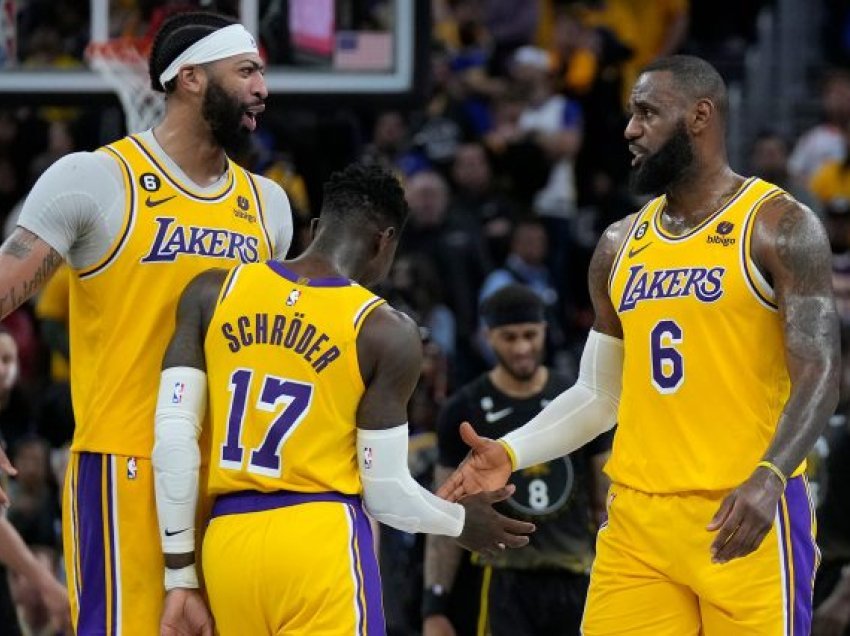 Lakers triumfojnë në fushën e Golden State dhe kalojnë në epërsi