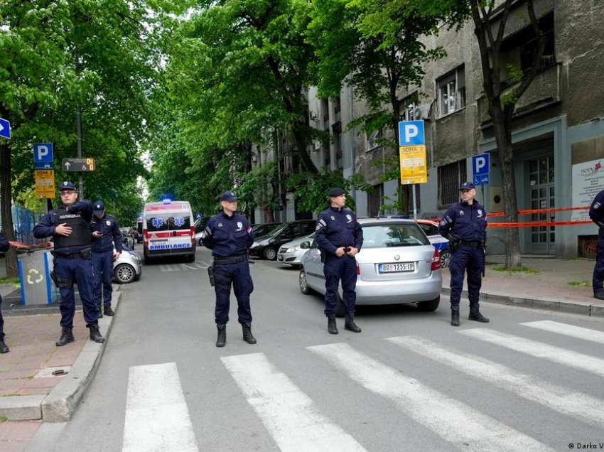 A do të “çarmatoset” Serbia tani pas dy sulmeve amok?