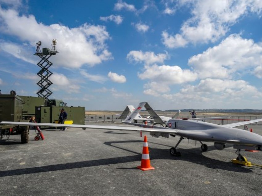 Mediat serbe i bëjnë jehonë arritjes së dronëve “Bajraktar” në Kosovë