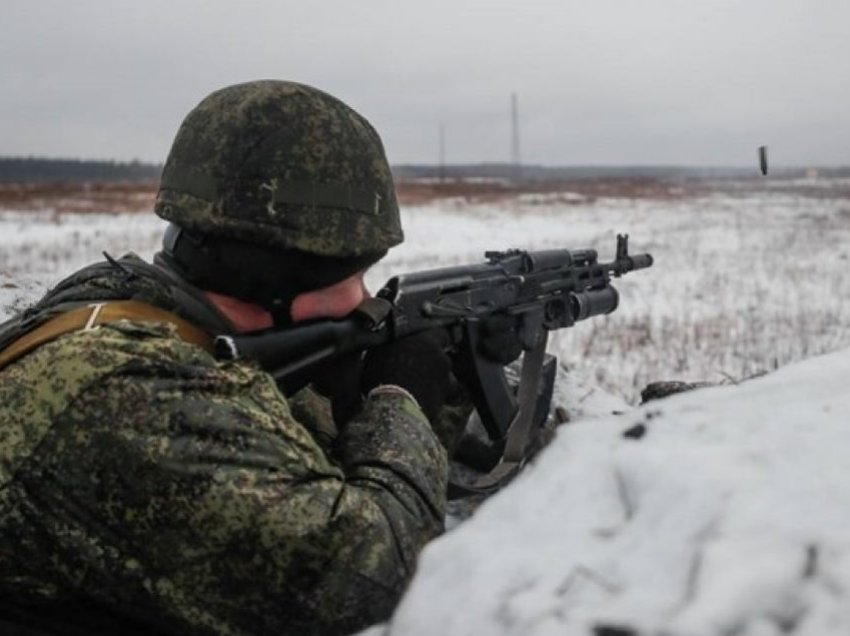 Refuzuan të luftonin në Ukrainë, dënohen me dy vjet e gjysmë burg dy ushtarë rusë