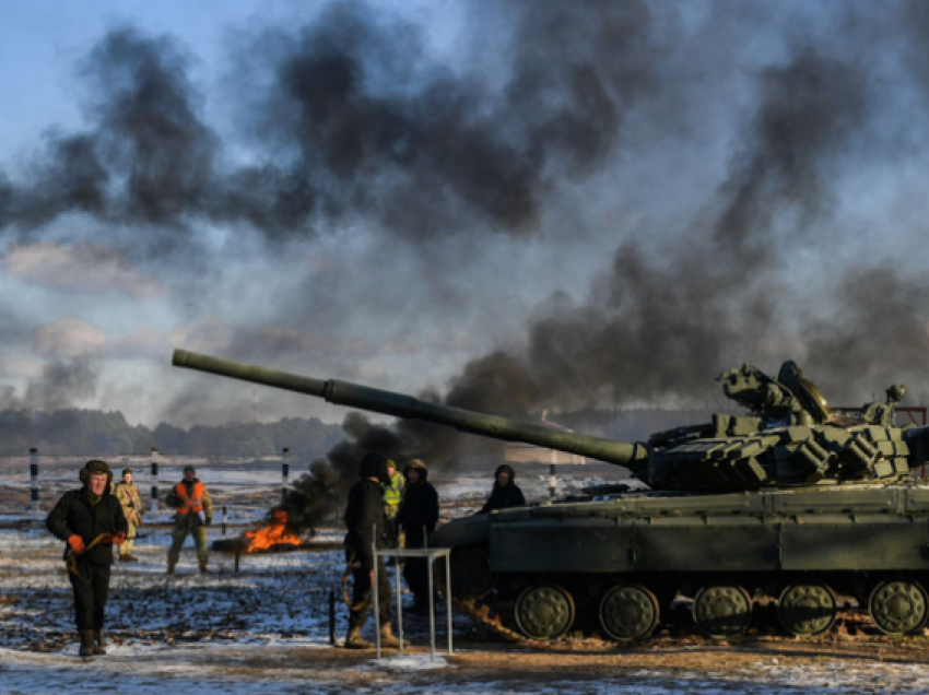 Lufta në Ukrainë shteron armët e Rusisë, ja si parada ushtarake “turpëroi” Putinin