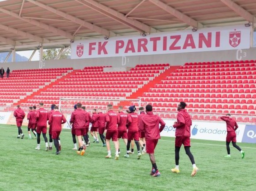 Colella lë pushim tre titullarë, shqetësojnë dy lojtarë