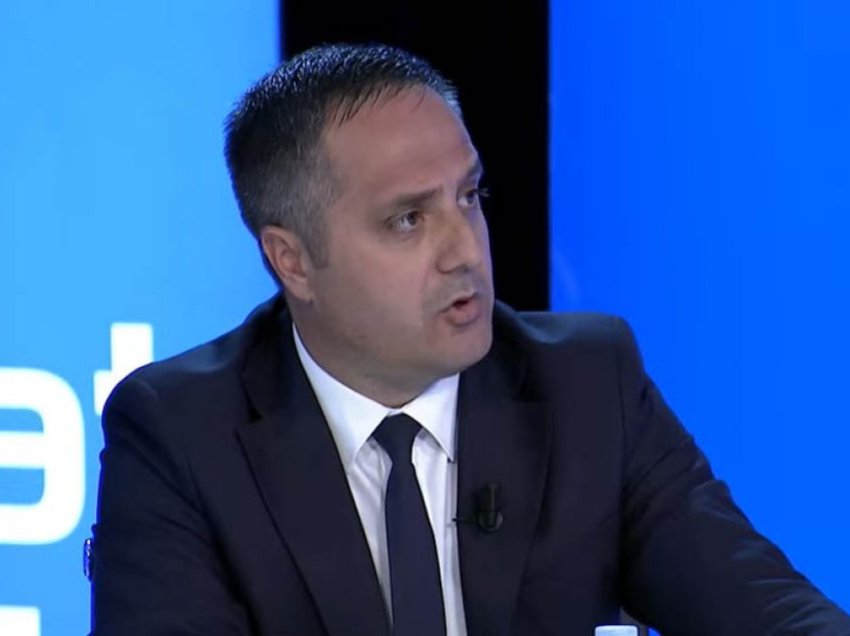 Selmanaj: Produktet që Kurti po i nxjerr nga dialogu janë më të dëmshme se sa ato të qeverive paraprake