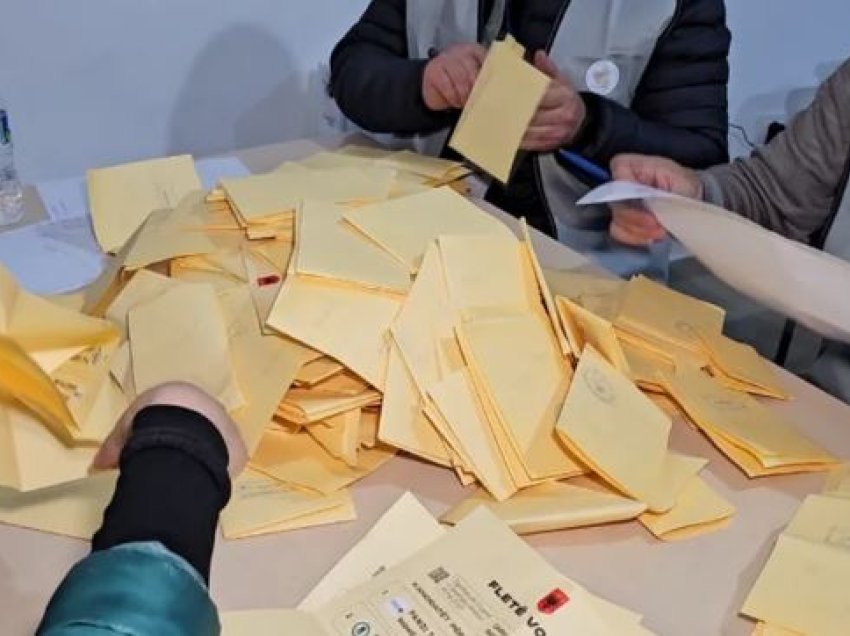  Votat për Këshillat Bashkiakë, PS thellon rezultatin në Korçë - ja renditja në listë mes partive politike