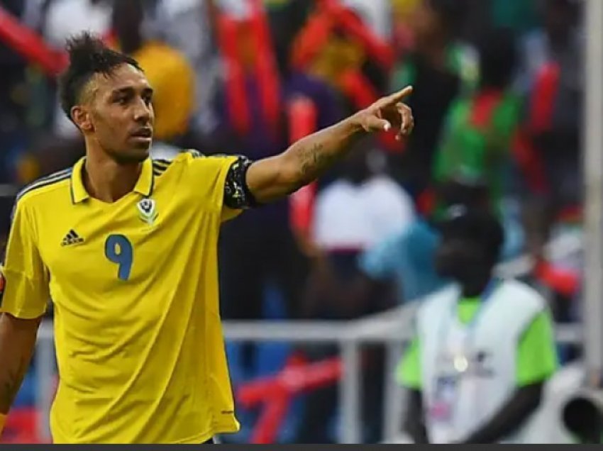 Aubameyang bindet nga presidenti i Gabonit 