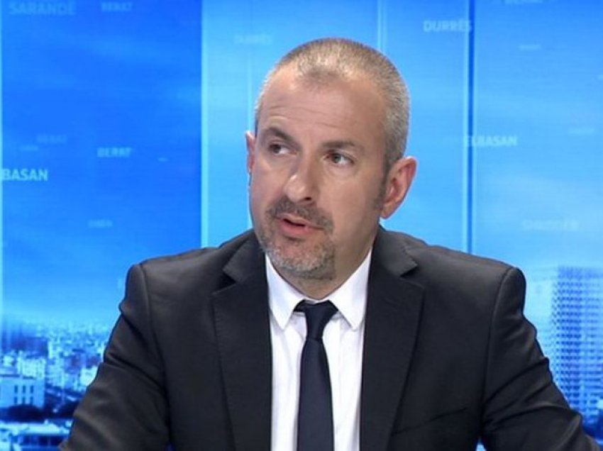 “Shqiptarët e shpallën non-grata”, Bushati: Berisha pranon më lehtë se erdhën alienët, se sa humbjen