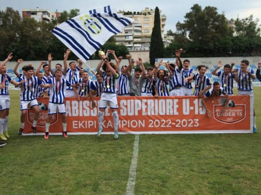 Tirana U-15 shpallet kampione e ‘Abissnet Superiore’ për sezonin 2022-2023!