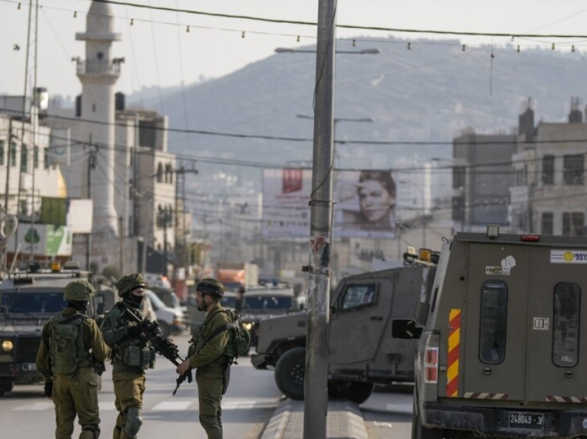 Forcat izraelite vrasin tre palestinezë në Bregun Perëndimor