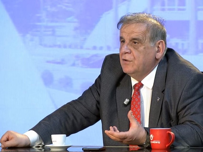 “Demokracia është luks i shtetit”, Spahiu: Bën edhe pa të