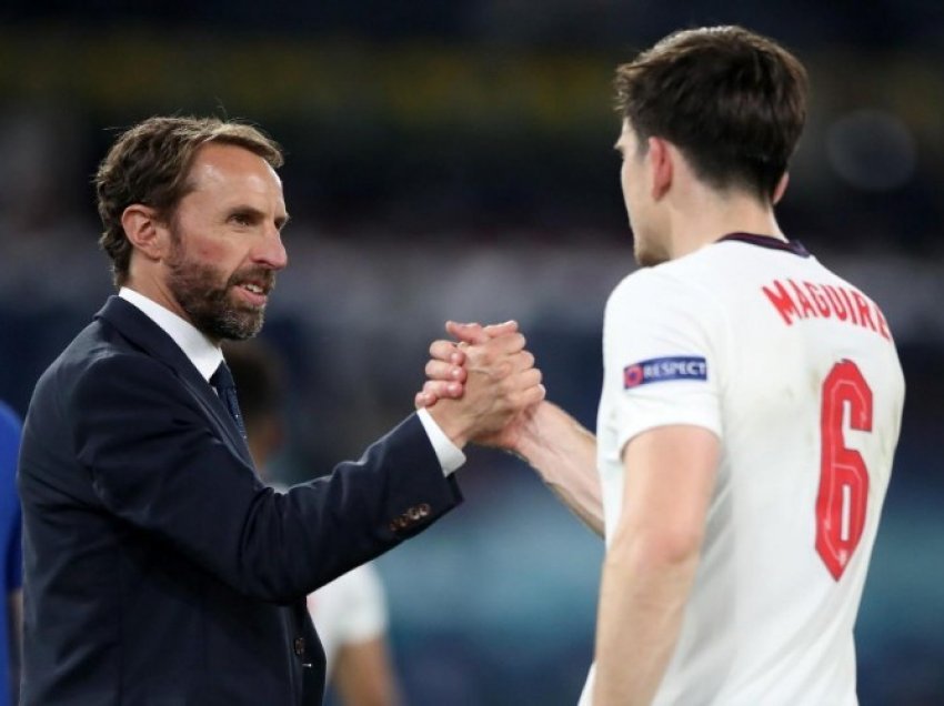 Southgate paralajmëron Maguiren: Nuk mund të vazhdojë kështu përgjithmonë