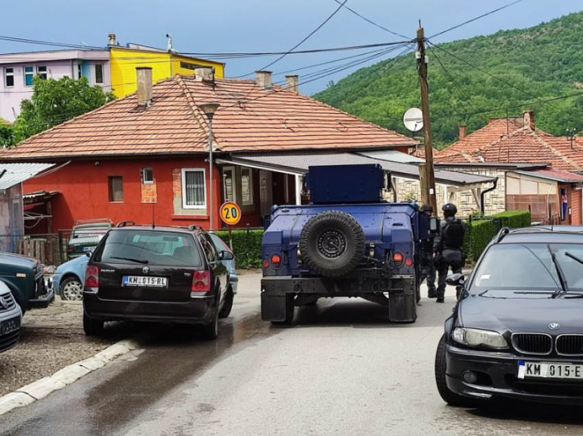 Shqetësuese, profesori nga Amerika reagon ashpër: Si mund të ndodh kjo para ‘syve’ të KFOR-it e NATO-s?