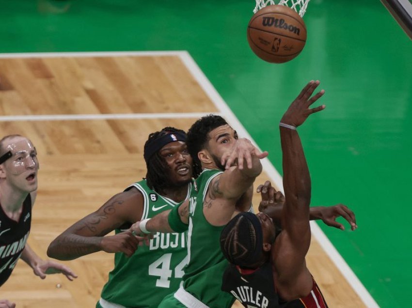 Boston Celtics marrin fitoren e dytë ndaj Miami Heat