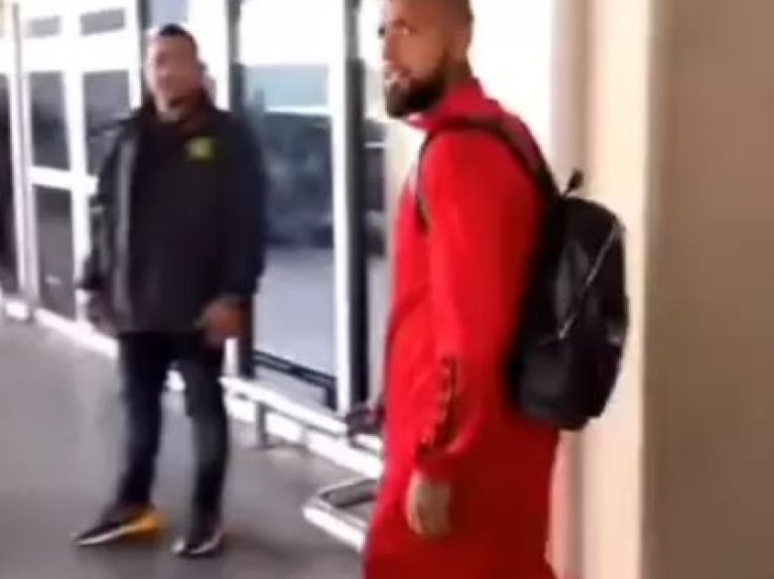 Vidal gjen një befasi të keqe në aeroport