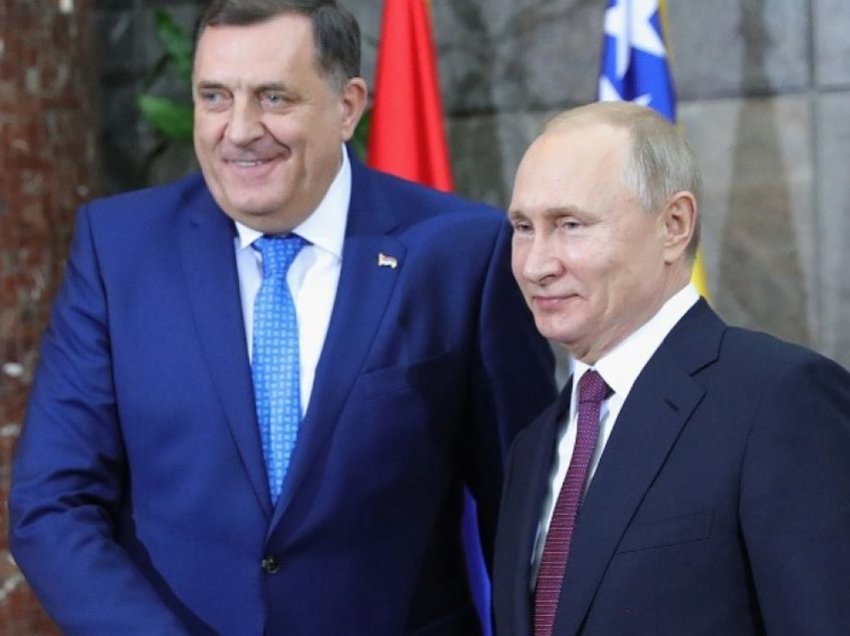 Dodik pas fjalimit në tubimin e Vuçiqit, tregon se çka foli me Putinin në Moskë