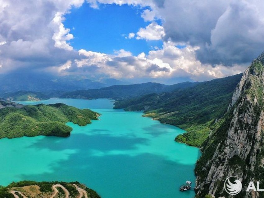 Liqeni i Bovillës dhe Mali i Gamtit