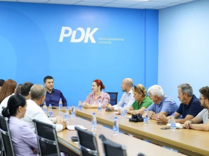 ​PDK: Dhomat e Specializuara të Kosovës të ndalin përndjekjen politike