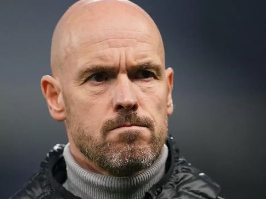 Erik ten Hag i del në mbrojtje Antonyt