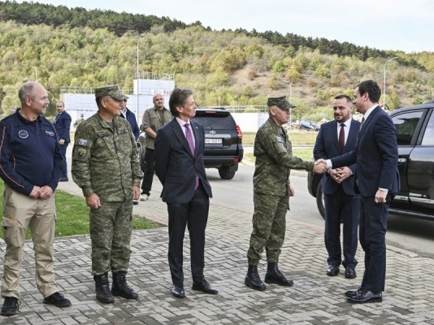 ​Kurti mori pjesë në ceremoninë e certifikimit të kursantëve holandezë