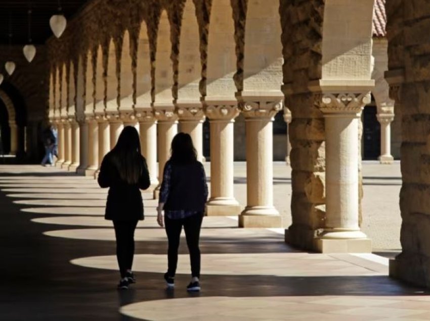 Si mund të arsimohen studentët ndërkombëtarë në universitetet amerikane?