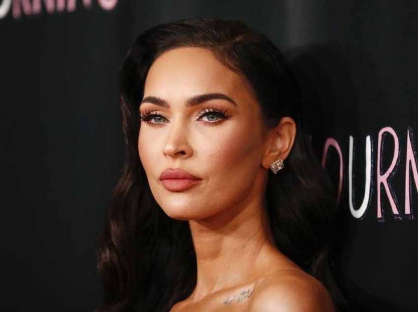 Megan Fox zbulon se abortoi në shtatzëninë me Machine Gun Kelly