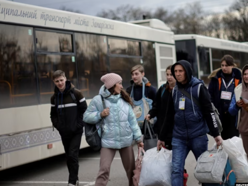 Gati 5 milionë njerëz të zhvendosur brenda Ukrainës