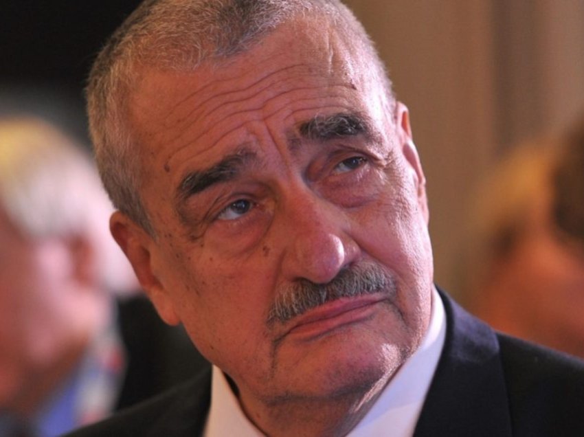 Vdes ish-diplomati i lartë çek Karel Schwarzenberg