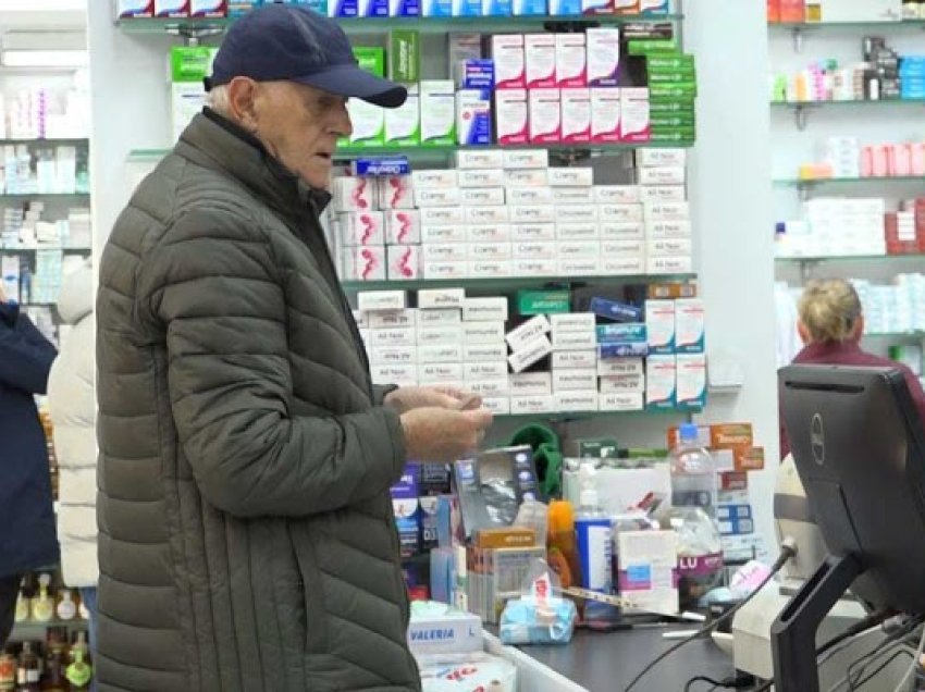 ​Antibiotikët pa recetë, qytetarët: Më dobi na bëjnë ata, se kur na i përshkruan mjeku